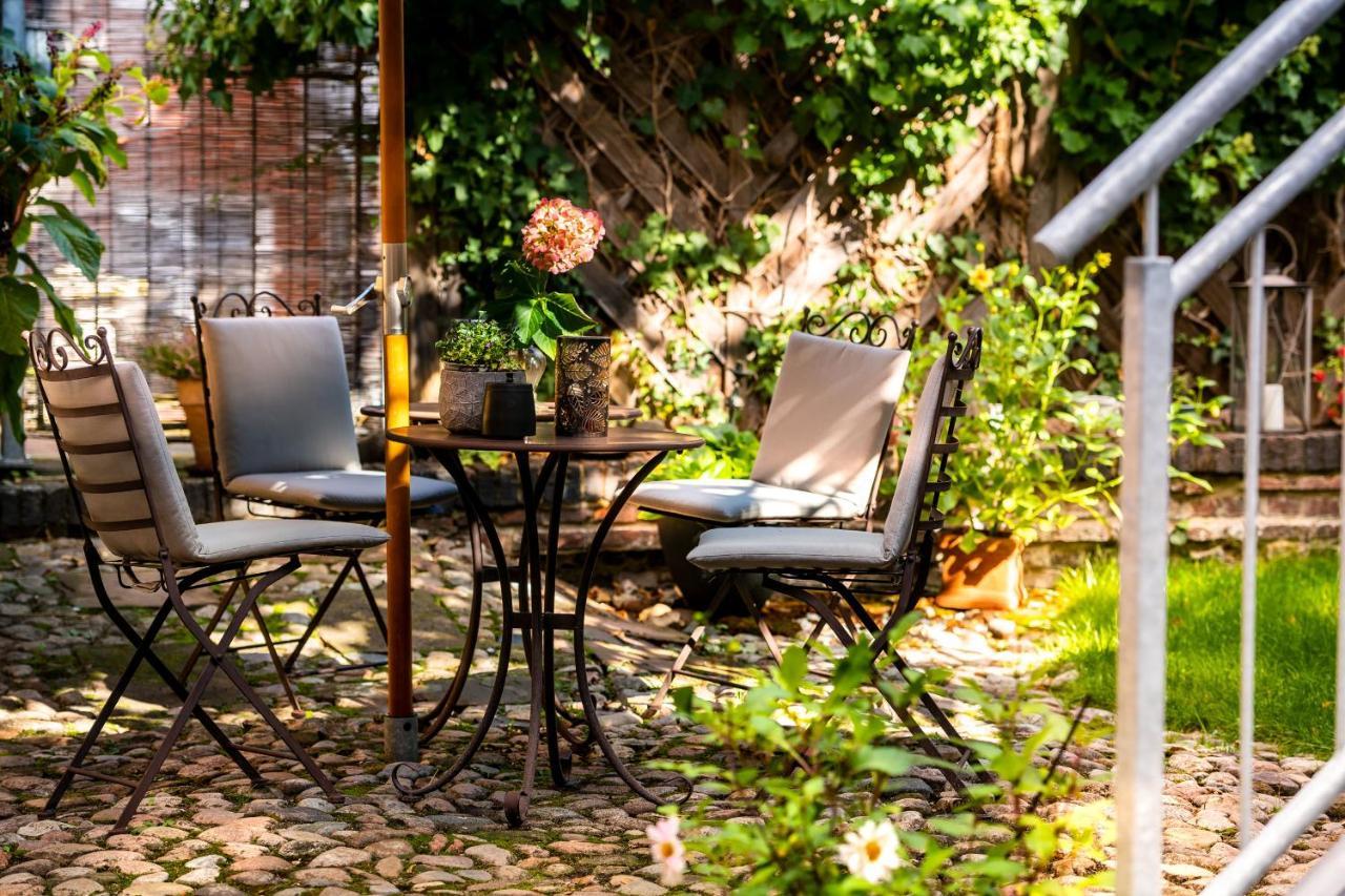 Johannis Suite - Schrangen-Suites-1389 Lüneburg Eksteriør bilde